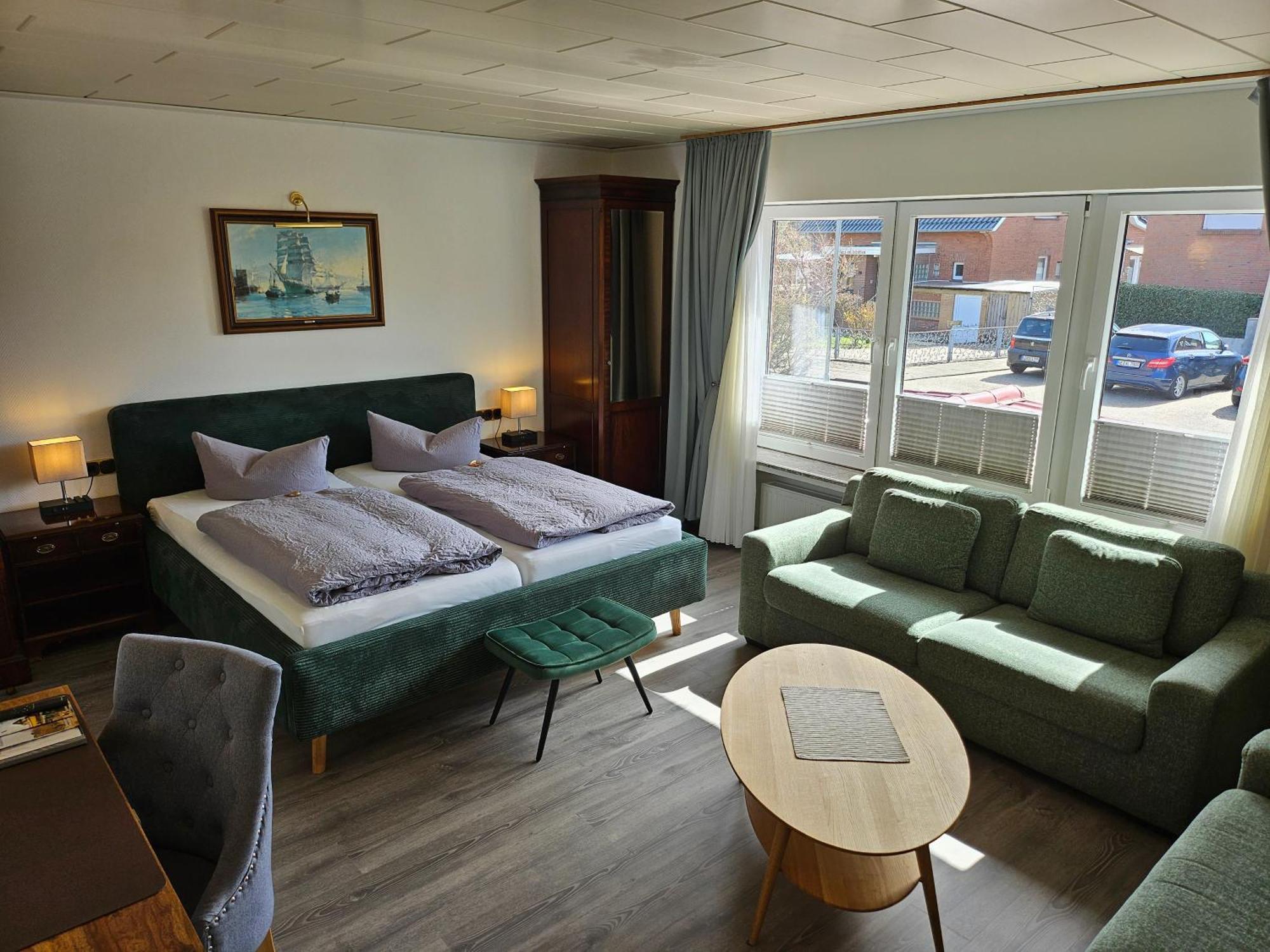Hotel Pension Loose Borkum Exterior photo