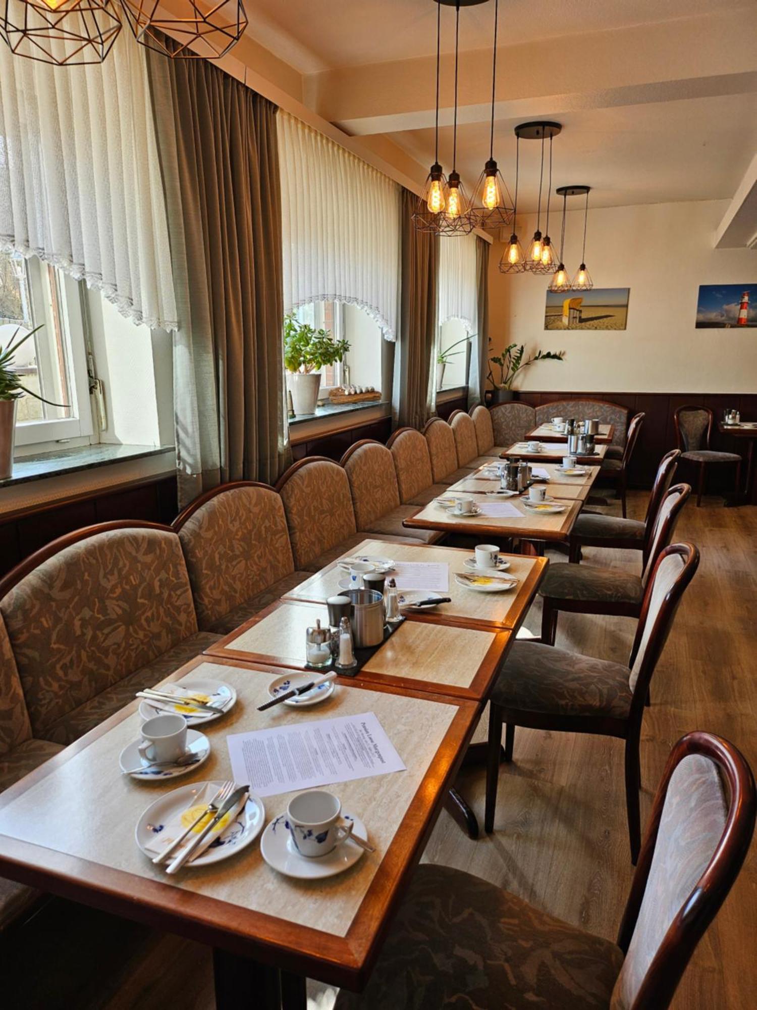Hotel Pension Loose Borkum Exterior photo